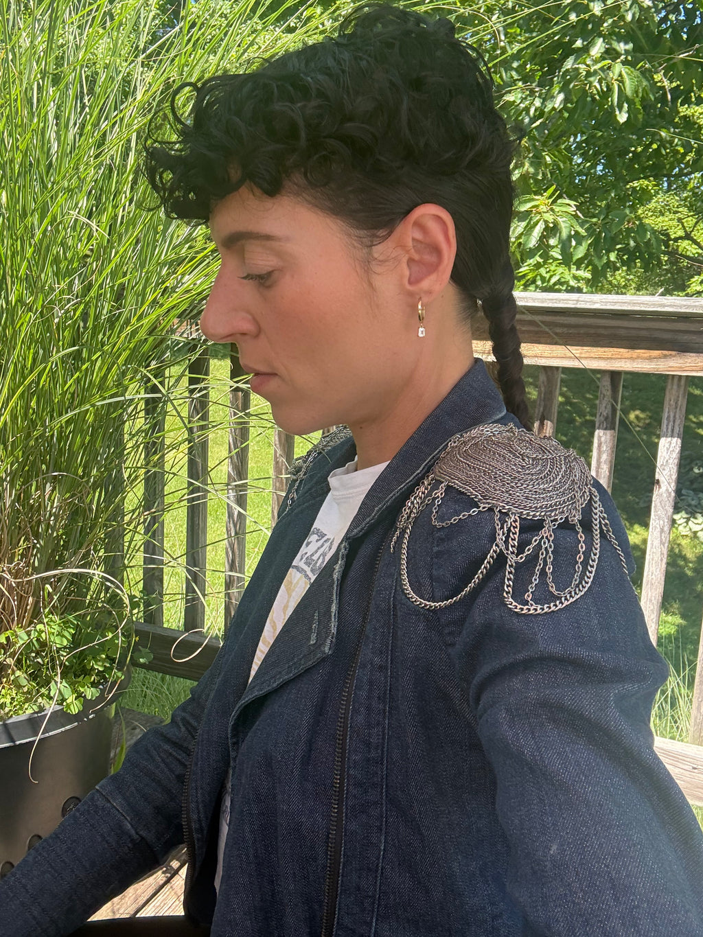 The Seven EP cover original Jacket - Alice + Olivia Denim Military Jacket
Worn by Emily King on the cover of the Seven EP (2011) Xs